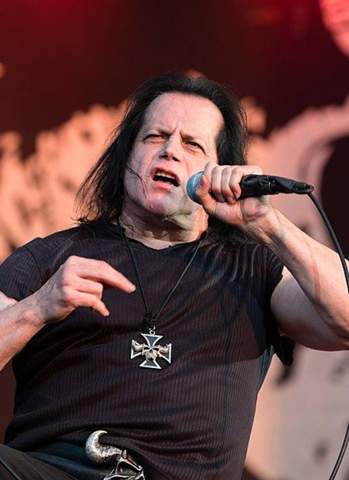 Woher hat Glenn Danzig (Rockband Danzig) seinen Namen?