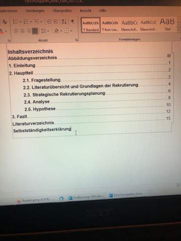 - (Computer, Universität, Word)