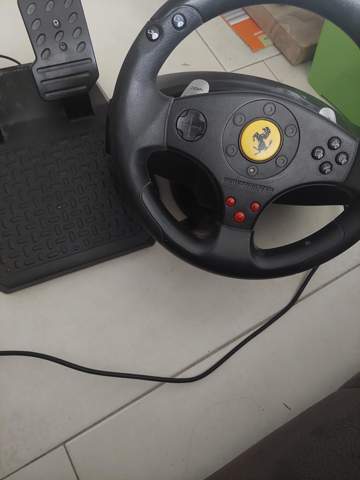 Wreckfest mit dem Thrustmaster Ferrari GT Experience Racing Wheel spielen?