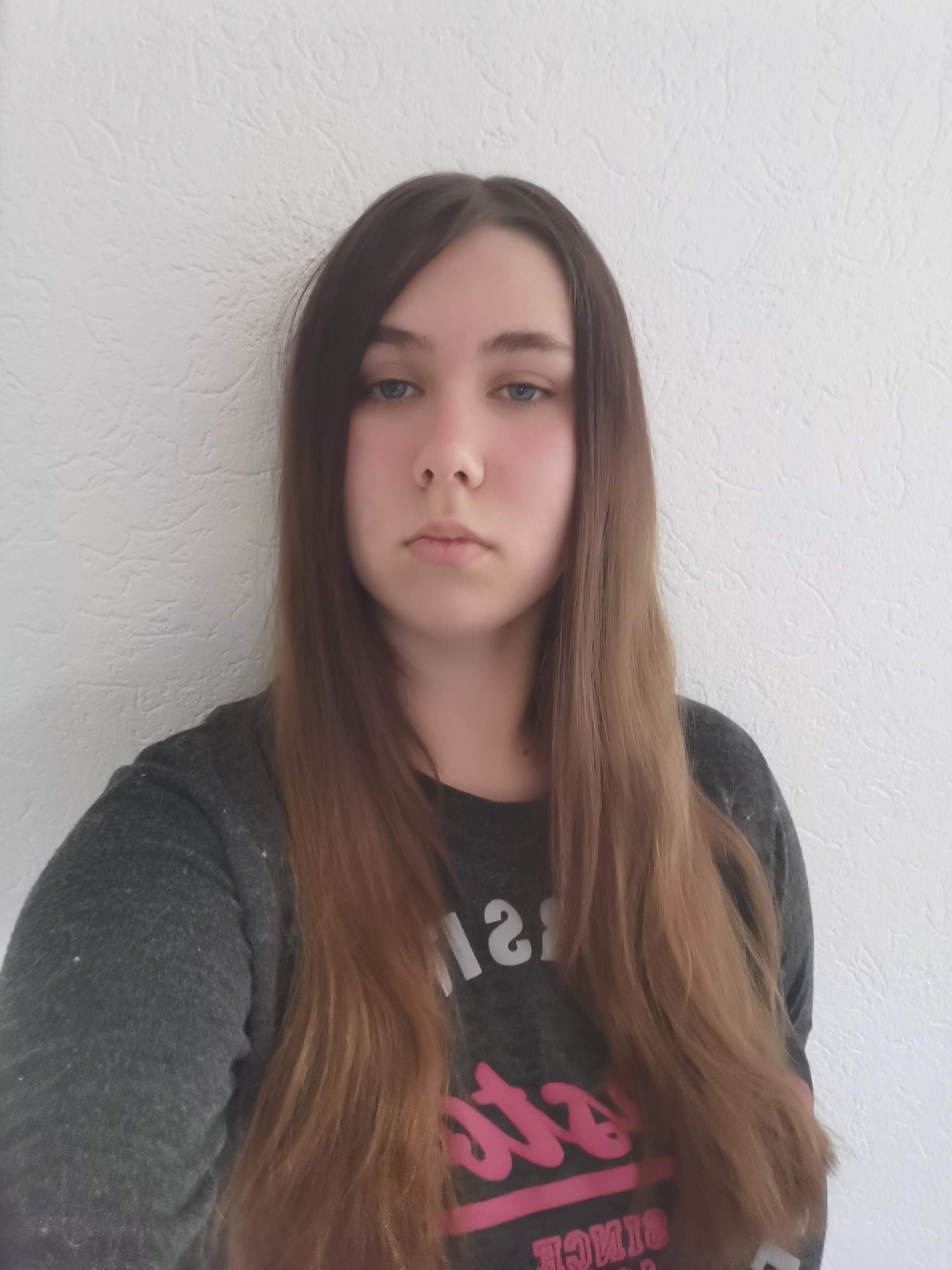 Würden mir solche Haare stehen (in schwarz)? (Beauty, Friseur, Haarfarbe)