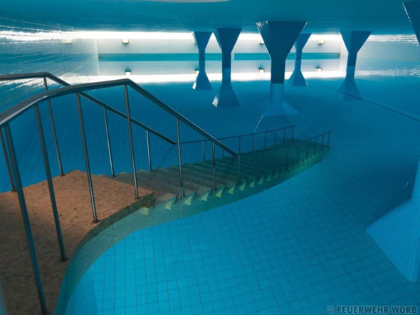 Würdet ihr in diesem Pool schwimmen? 🏊?