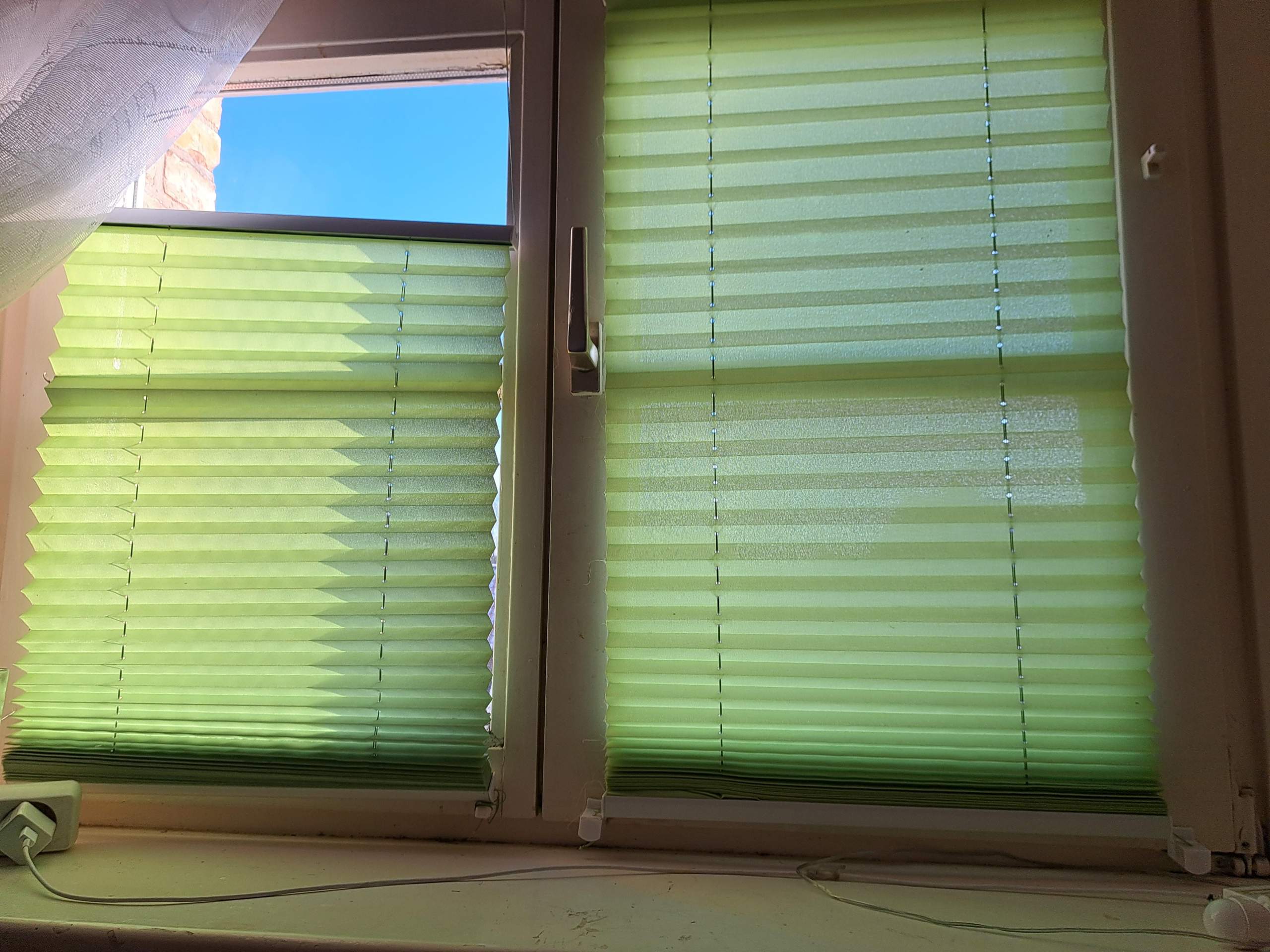 Würdet ihr sagen, das Rollo ist richtig angebracht? (Handwerk