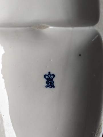 Wer kennt diesen Porzellan Stempel?