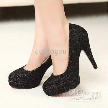 zur Beerdigung High Heels anziehen? (Psychologie, Menschen, Kleidung)